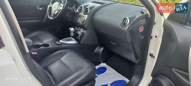 Внедорожник / Кроссовер Nissan Qashqai+2 2012 в Снятине