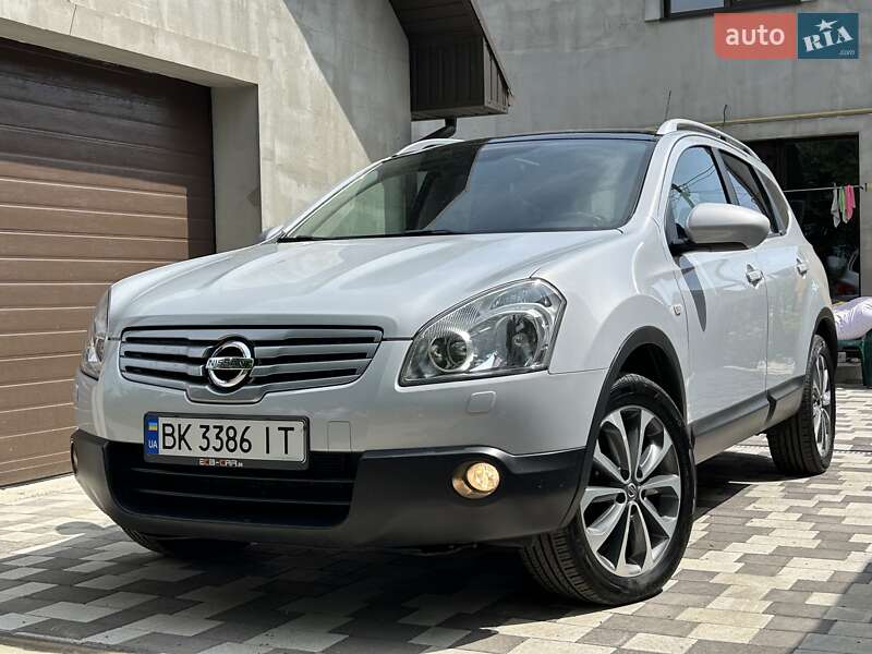 Внедорожник / Кроссовер Nissan Qashqai+2 2009 в Ровно