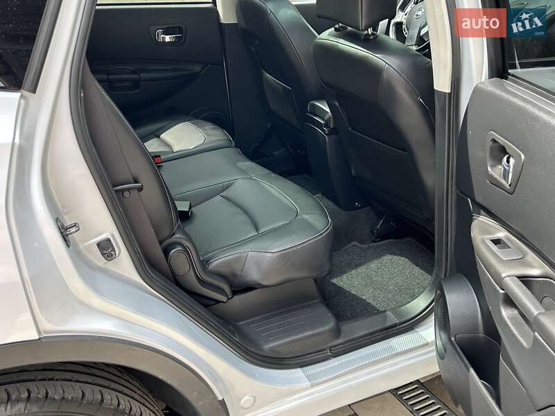 Внедорожник / Кроссовер Nissan Qashqai+2 2009 в Ровно