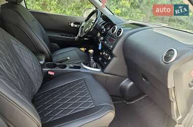 Внедорожник / Кроссовер Nissan Qashqai+2 2011 в 