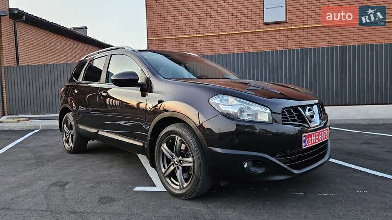 Позашляховик / Кросовер Nissan Qashqai+2 2011 в Вінниці