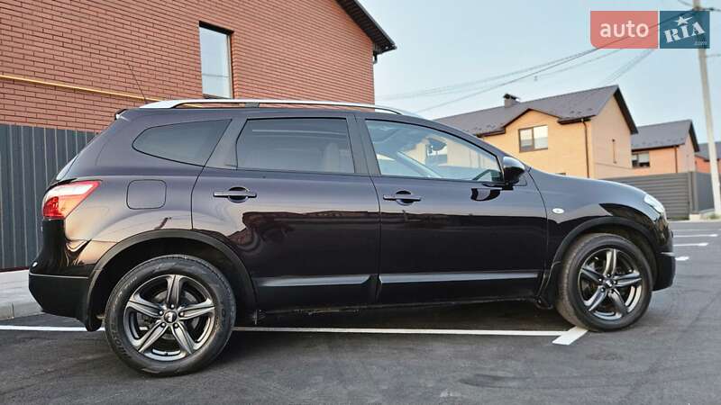 Позашляховик / Кросовер Nissan Qashqai+2 2011 в Вінниці