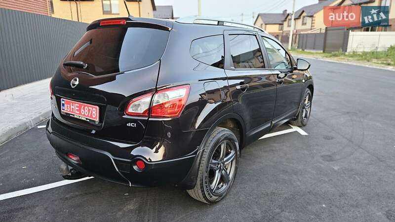 Позашляховик / Кросовер Nissan Qashqai+2 2011 в Вінниці