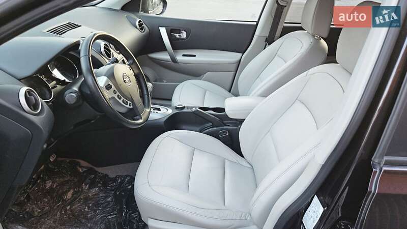 Позашляховик / Кросовер Nissan Qashqai+2 2011 в Вінниці