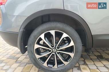 Внедорожник / Кроссовер Nissan Qashqai+2 2010 в 