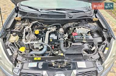 Внедорожник / Кроссовер Nissan Qashqai+2 2010 в 