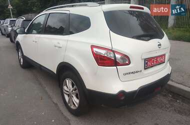 Внедорожник / Кроссовер Nissan Qashqai+2 2011 в 