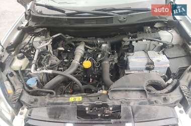 Внедорожник / Кроссовер Nissan Qashqai+2 2011 в 