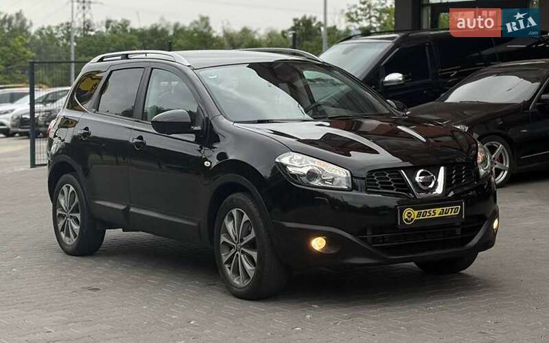 Nissan Qashqai+2 2012