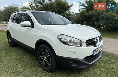 Позашляховик / Кросовер Nissan Qashqai+2 2011 в Прилуках