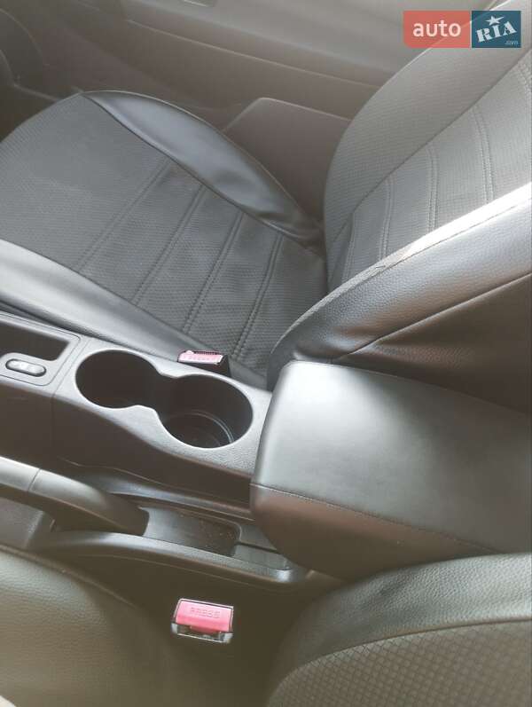 Внедорожник / Кроссовер Nissan Qashqai+2 2011 в Старой Выжевке