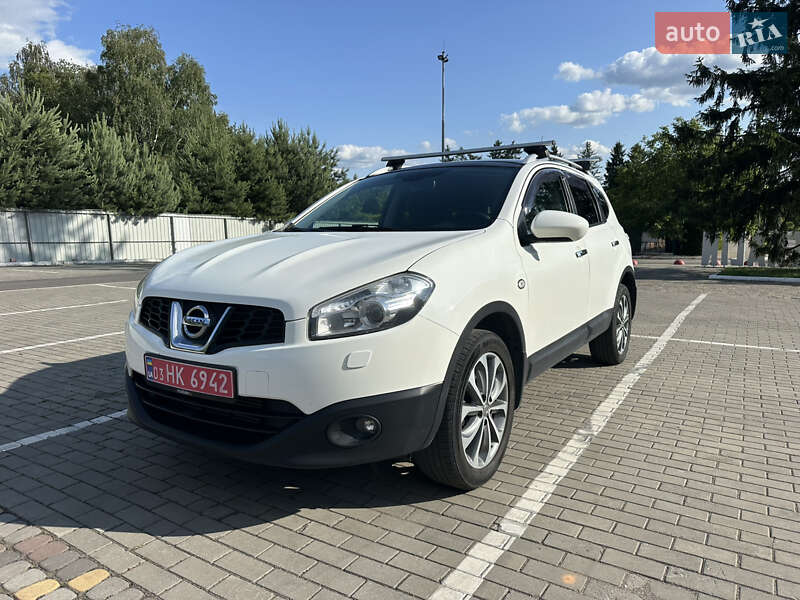 Nissan Qashqai+2 2012