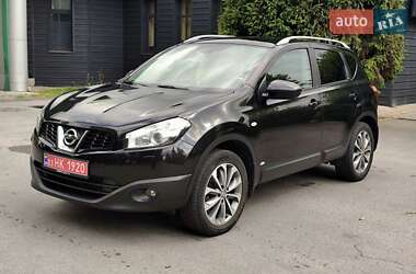 Внедорожник / Кроссовер Nissan Qashqai+2 2010 в Звягеле