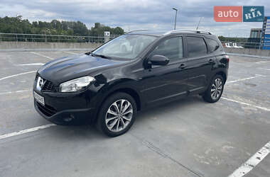 Позашляховик / Кросовер Nissan Qashqai+2 2010 в Києві