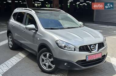 Позашляховик / Кросовер Nissan Qashqai+2 2012 в Києві