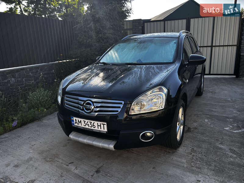 Внедорожник / Кроссовер Nissan Qashqai+2 2009 в Коростышеве