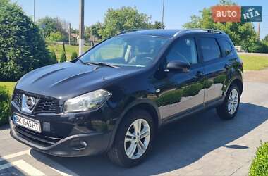 Позашляховик / Кросовер Nissan Qashqai+2 2014 в Дубні