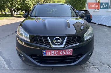 Позашляховик / Кросовер Nissan Qashqai+2 2011 в Рівному