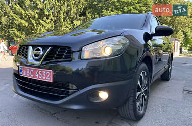 Внедорожник / Кроссовер Nissan Qashqai+2 2011 в Ровно