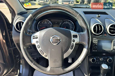 Позашляховик / Кросовер Nissan Qashqai+2 2013 в 