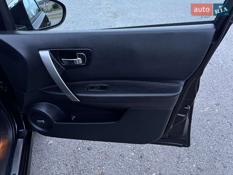 Внедорожник / Кроссовер Nissan Qashqai+2 2011 в Дубно