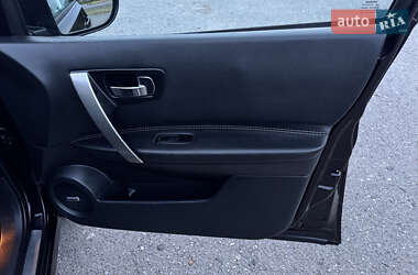 Внедорожник / Кроссовер Nissan Qashqai+2 2011 в 