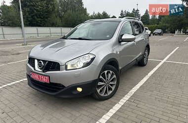 Позашляховик / Кросовер Nissan Qashqai+2 2011 в Луцьку