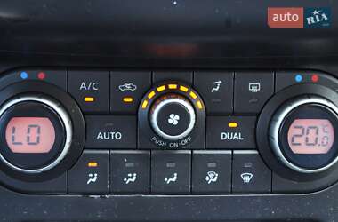 Внедорожник / Кроссовер Nissan Qashqai+2 2010 в 