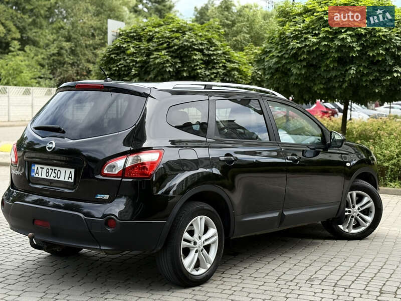 Внедорожник / Кроссовер Nissan Qashqai+2 2013 в Ивано-Франковске