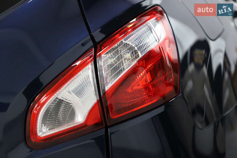 Внедорожник / Кроссовер Nissan Qashqai+2 2011 в Дрогобыче