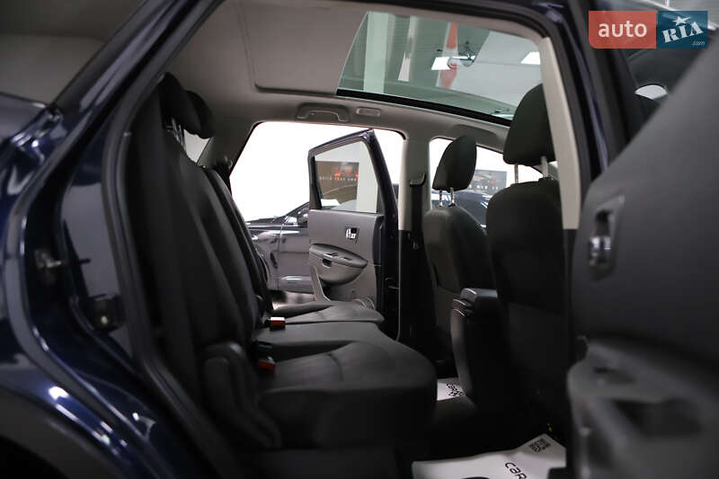 Внедорожник / Кроссовер Nissan Qashqai+2 2011 в Дрогобыче