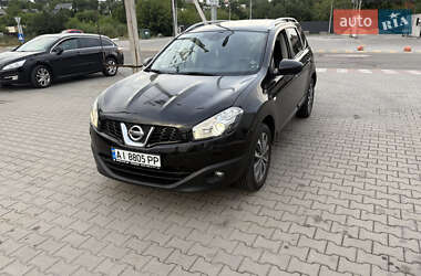 Nissan Qashqai+2 2010
