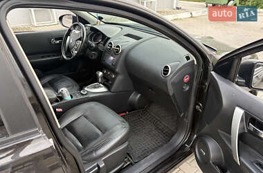 Внедорожник / Кроссовер Nissan Qashqai+2 2010 в 