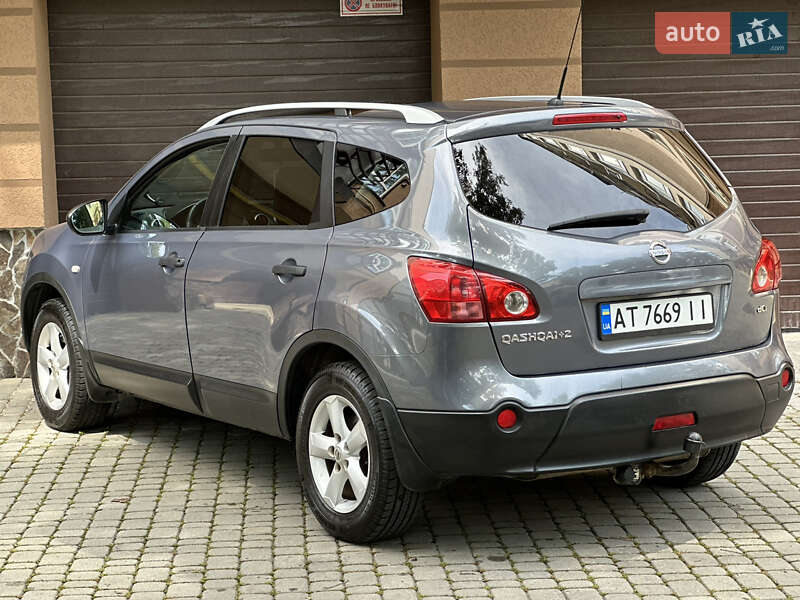 Позашляховик / Кросовер Nissan Qashqai+2 2009 в Івано-Франківську