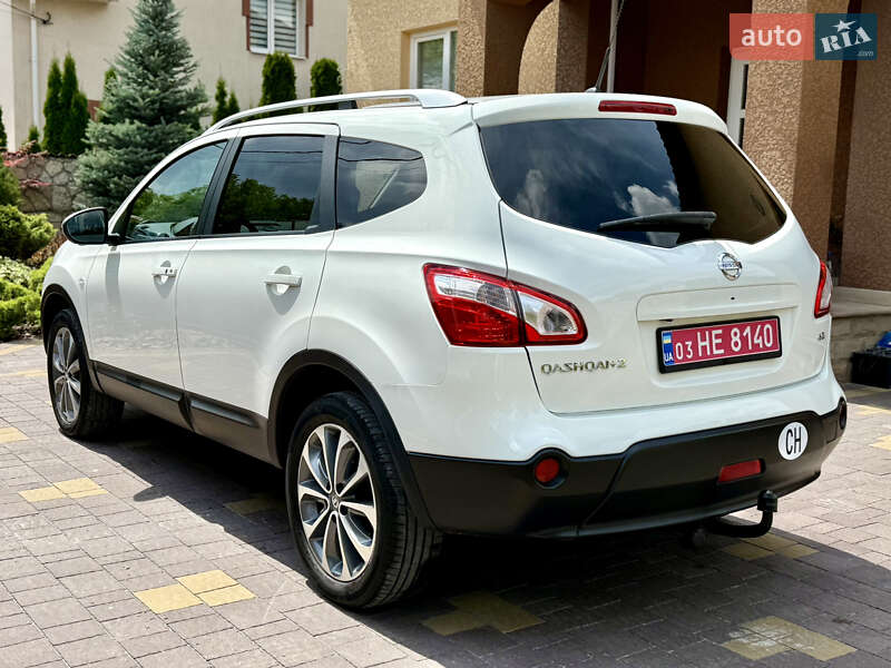 Внедорожник / Кроссовер Nissan Qashqai+2 2013 в Тернополе