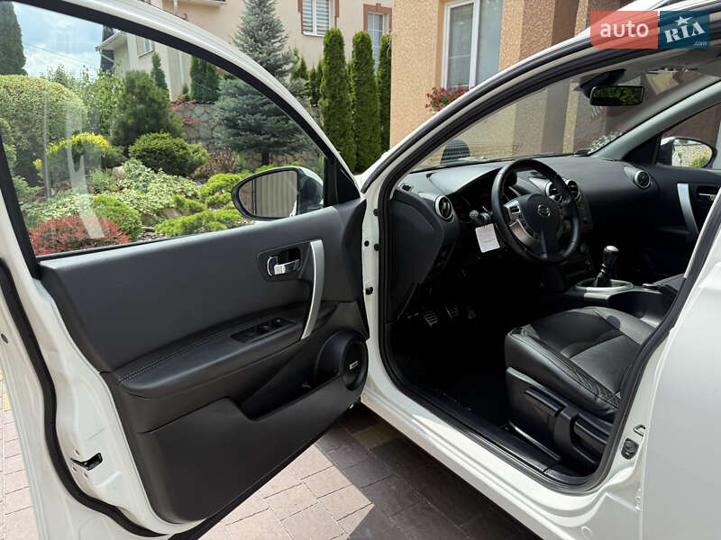 Внедорожник / Кроссовер Nissan Qashqai+2 2013 в Тернополе