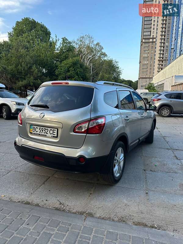Внедорожник / Кроссовер Nissan Qashqai+2 2010 в Львове фото 3 Внедорожник / Кроссовер Nissan Qashqai+2 2010 в Львове