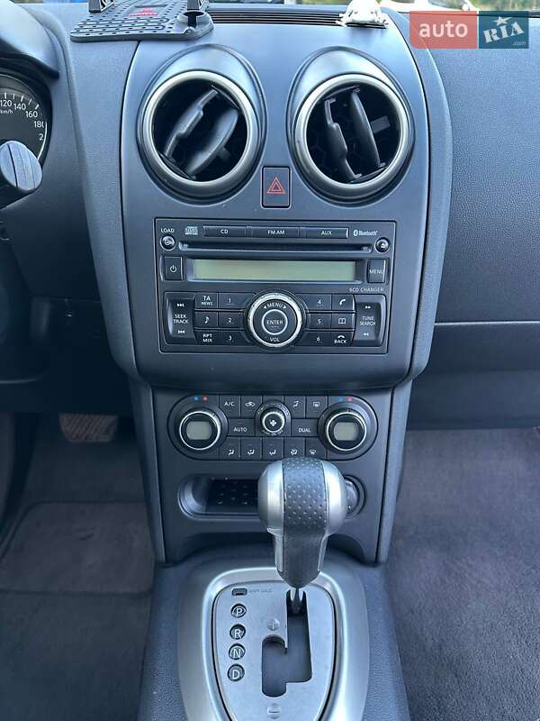 Внедорожник / Кроссовер Nissan Qashqai+2 2010 в Львове фото 11 Внедорожник / Кроссовер Nissan Qashqai+2 2010 в Львове