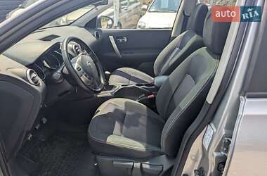 Внедорожник / Кроссовер Nissan Qashqai+2 2012 в 
