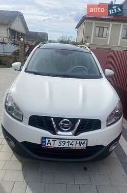 Nissan Qashqai+2 2012