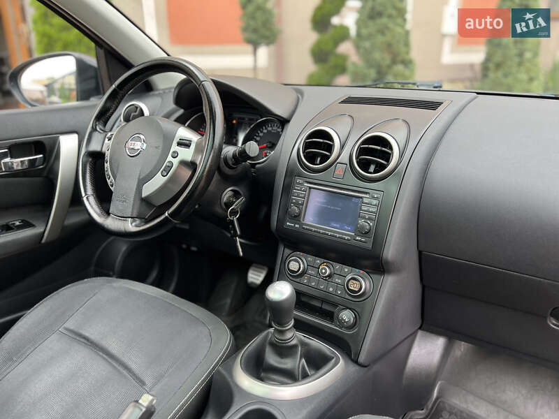 Внедорожник / Кроссовер Nissan Qashqai+2 2011 в Стрые