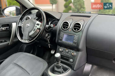 Внедорожник / Кроссовер Nissan Qashqai+2 2011 в 