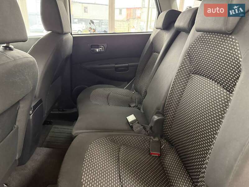 Внедорожник / Кроссовер Nissan Qashqai+2 2009 в Киеве