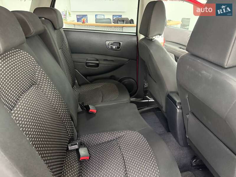 Внедорожник / Кроссовер Nissan Qashqai+2 2009 в Киеве