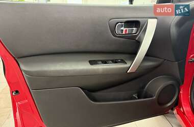 Внедорожник / Кроссовер Nissan Qashqai+2 2009 в 