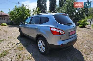 Внедорожник / Кроссовер Nissan Qashqai+2 2011 в 