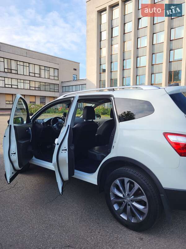 Позашляховик / Кросовер Nissan Qashqai+2 2011 в Чернігові фото 7 Позашляховик / Кросовер Nissan Qashqai+2 2011 в Чернігові