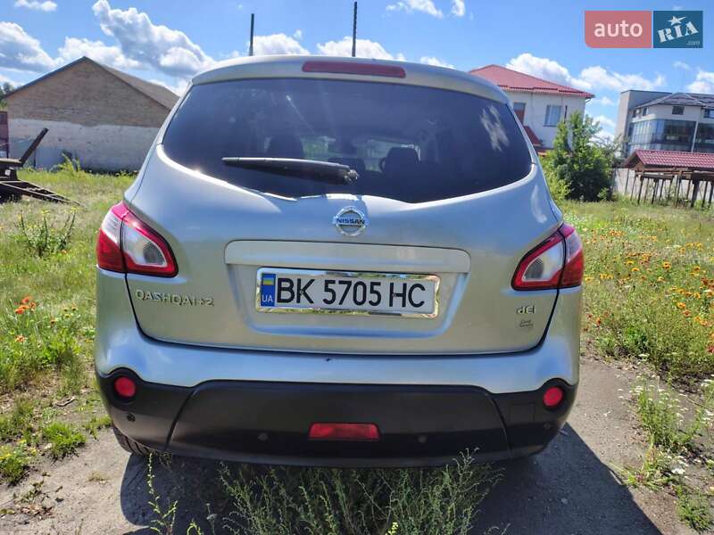 Внедорожник / Кроссовер Nissan Qashqai+2 2013 в Владимирце