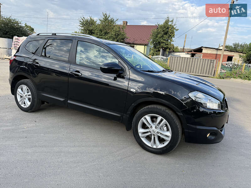 Внедорожник / Кроссовер Nissan Qashqai+2 2011 в Луцке