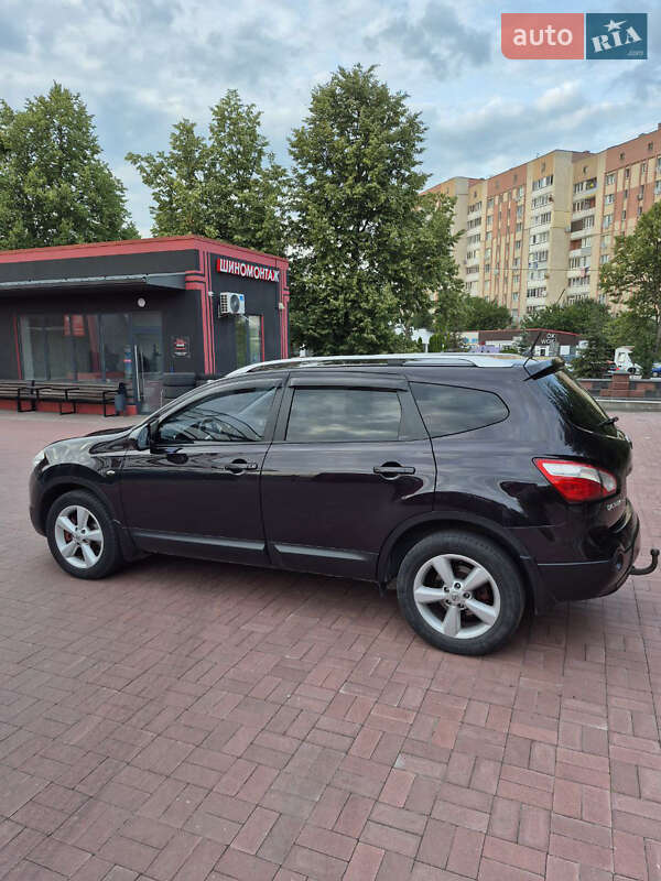 Внедорожник / Кроссовер Nissan Qashqai+2 2011 в Ровно
